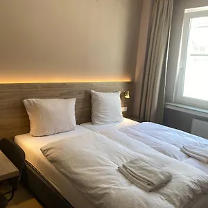 Petite Koenigsallee Self Check-in 3* Dusseldorf